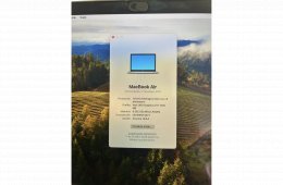 MacBook Air Retina 13” (2018) - 8 GB / 128 GB