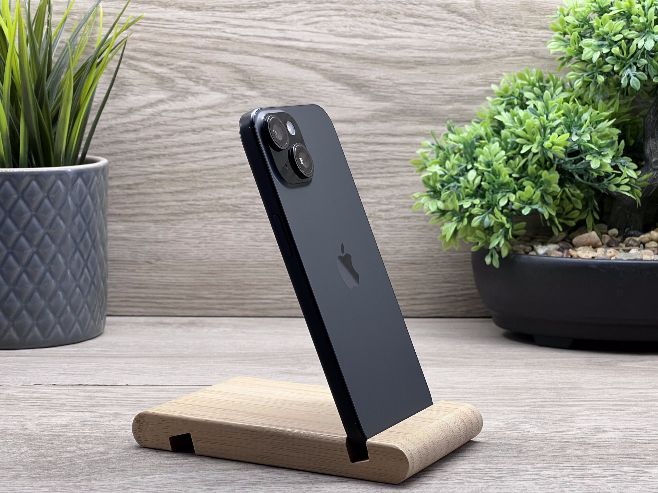 iPhone 15 Black 128GB 2 ÉV Garanciával Számlával