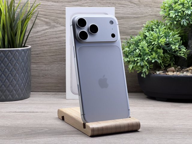 Hibátlan iPhone 17 Pro Max Silver 256GB 2 ÉV Garanciával Számlával Aksi 100%