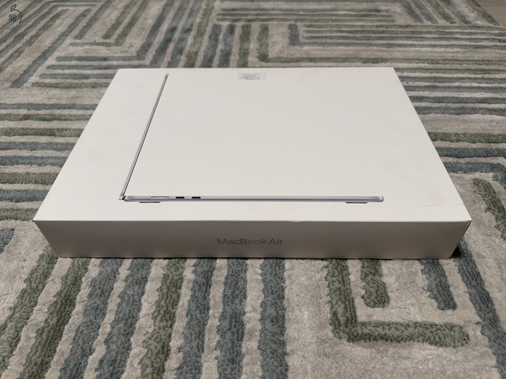 ÚJ, bontatlan MacBook AIR 15” M5 Chip! 16GB/512GB SSD! Magyar! Ezüst! Garancia!