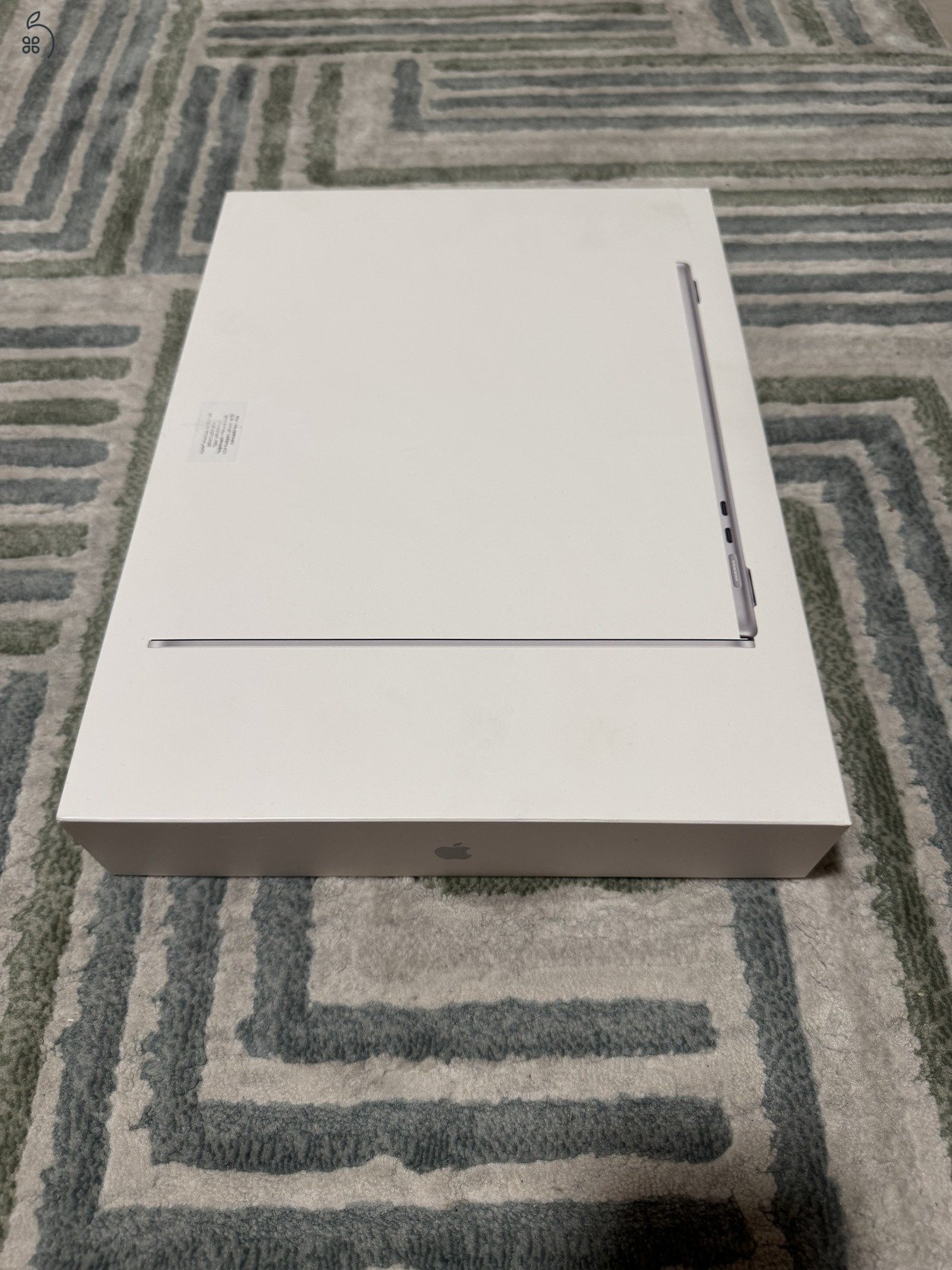 ÚJ, bontatlan MacBook AIR 15” M5 Chip! 16GB/512GB SSD! Magyar! Ezüst! Garancia!