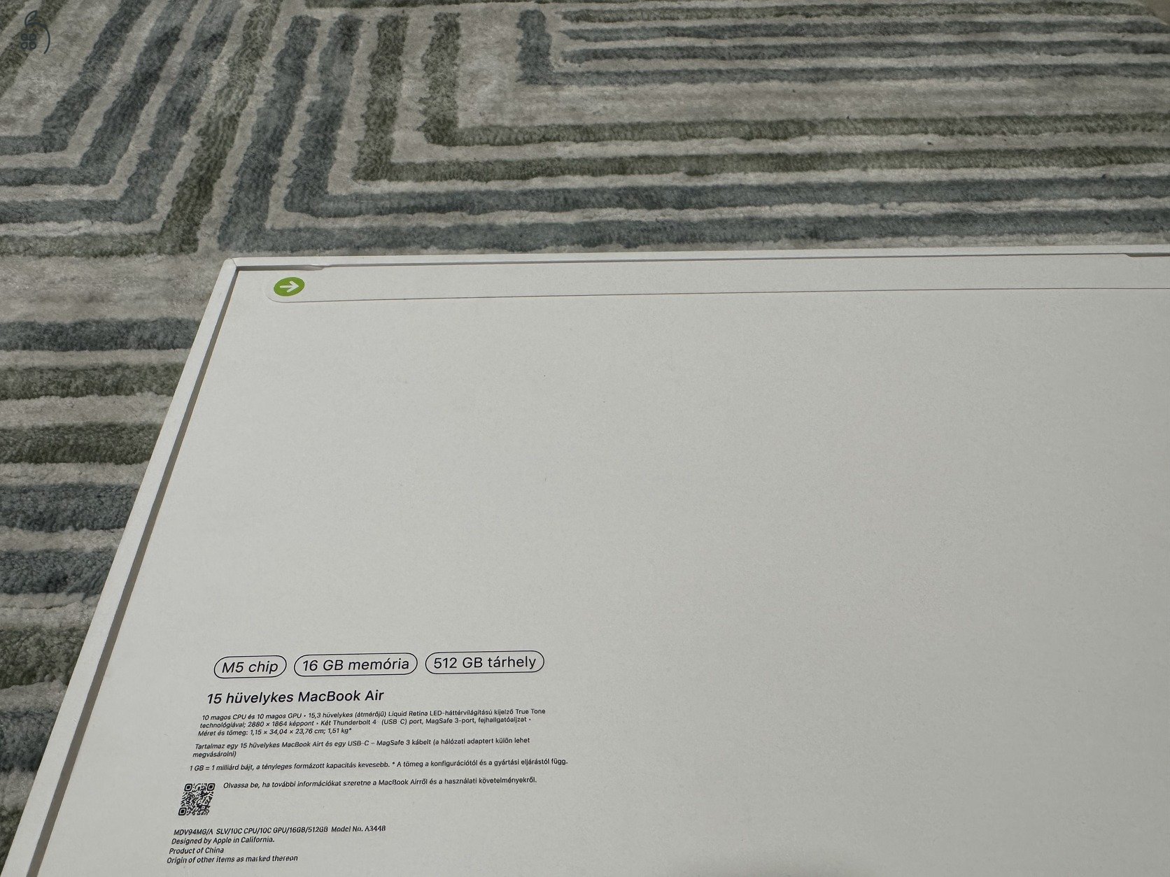 ÚJ, bontatlan MacBook AIR 15” M5 Chip! 16GB/512GB SSD! Magyar! Ezüst! Garancia!