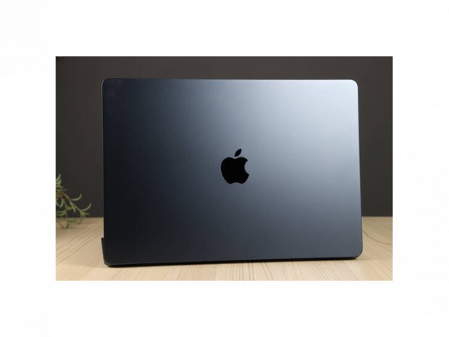 Újszerű MacBook Air 15