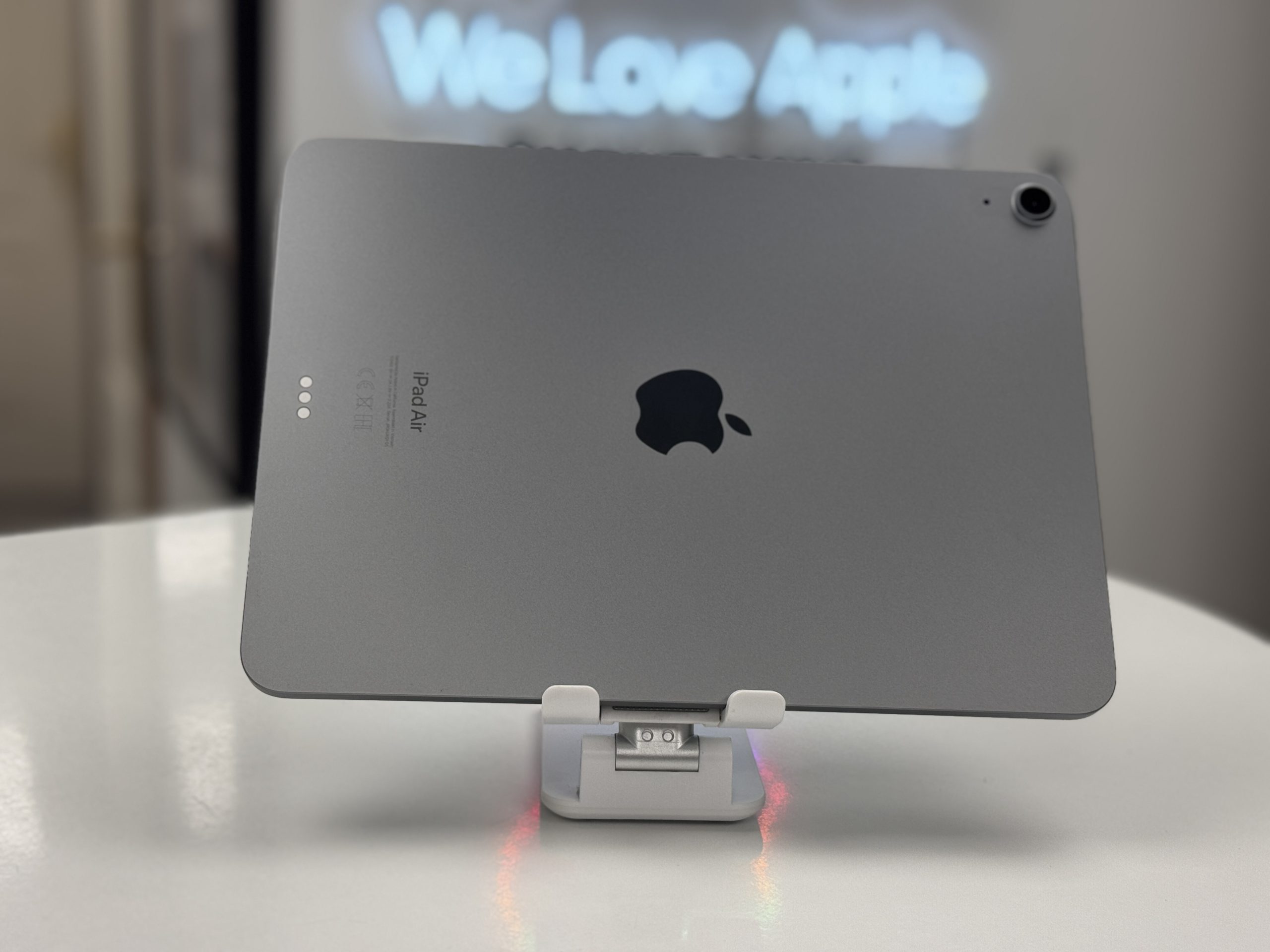 iPad Air M2 128GB, 6th Gen, 11