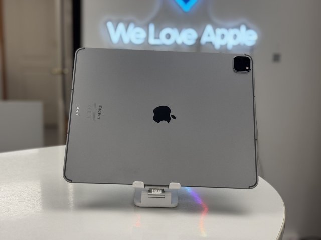 iPad Pro M2 256GB, 6th Gen, 13