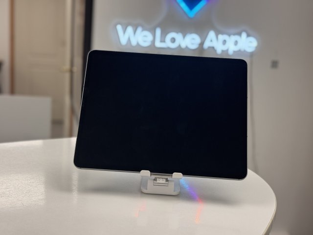 iPad Pro M2 256GB, 6th Gen, 13