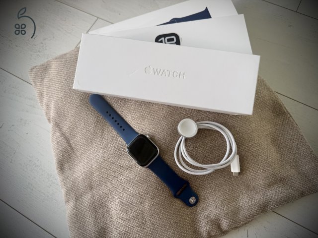 Apple Watch Series 10 42 mm Cellular + GPS ezüst – 94% akku, sok ajándék szíjjal