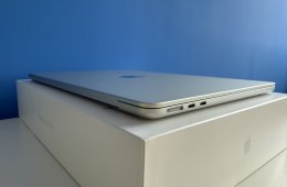 MacBook Air M2 13