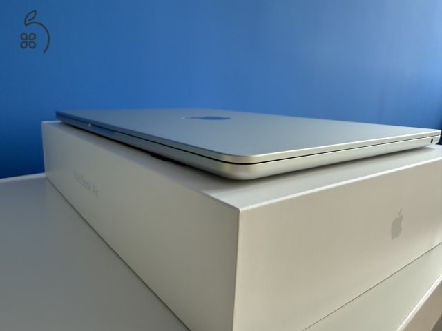 MacBook Air M2 13