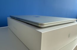 MacBook Air M2 13