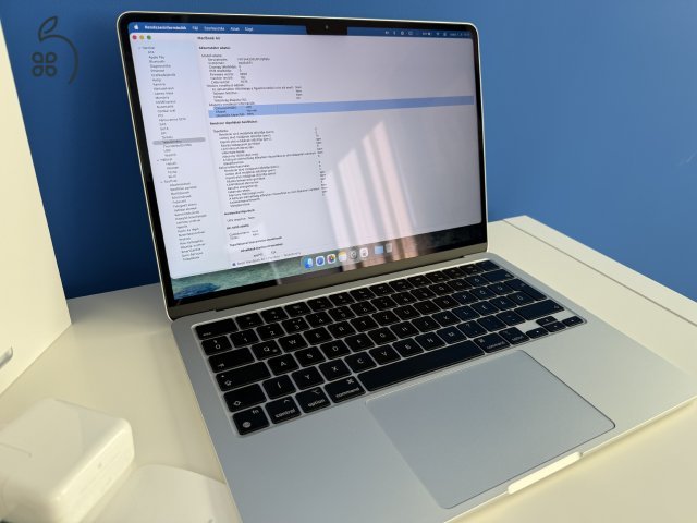 MacBook Air M2 13
