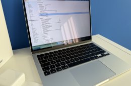 MacBook Air M2 13