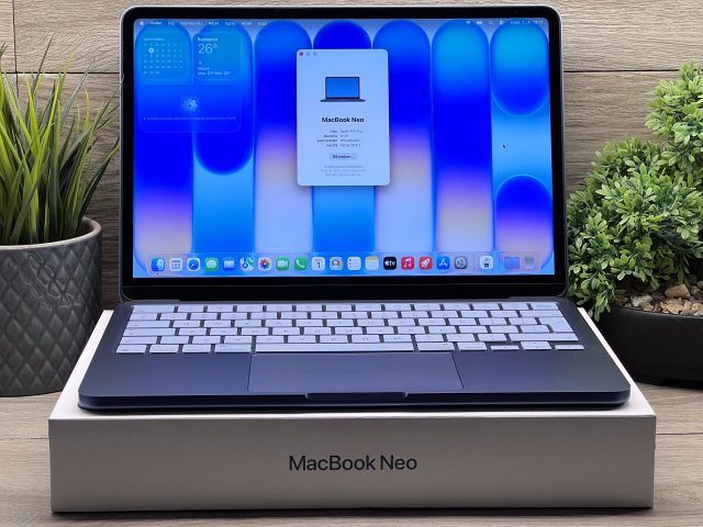 Hibátlan MacBook Neo Indigo 512GB 2 ÉV Garanciával Számlával Aksi 100%