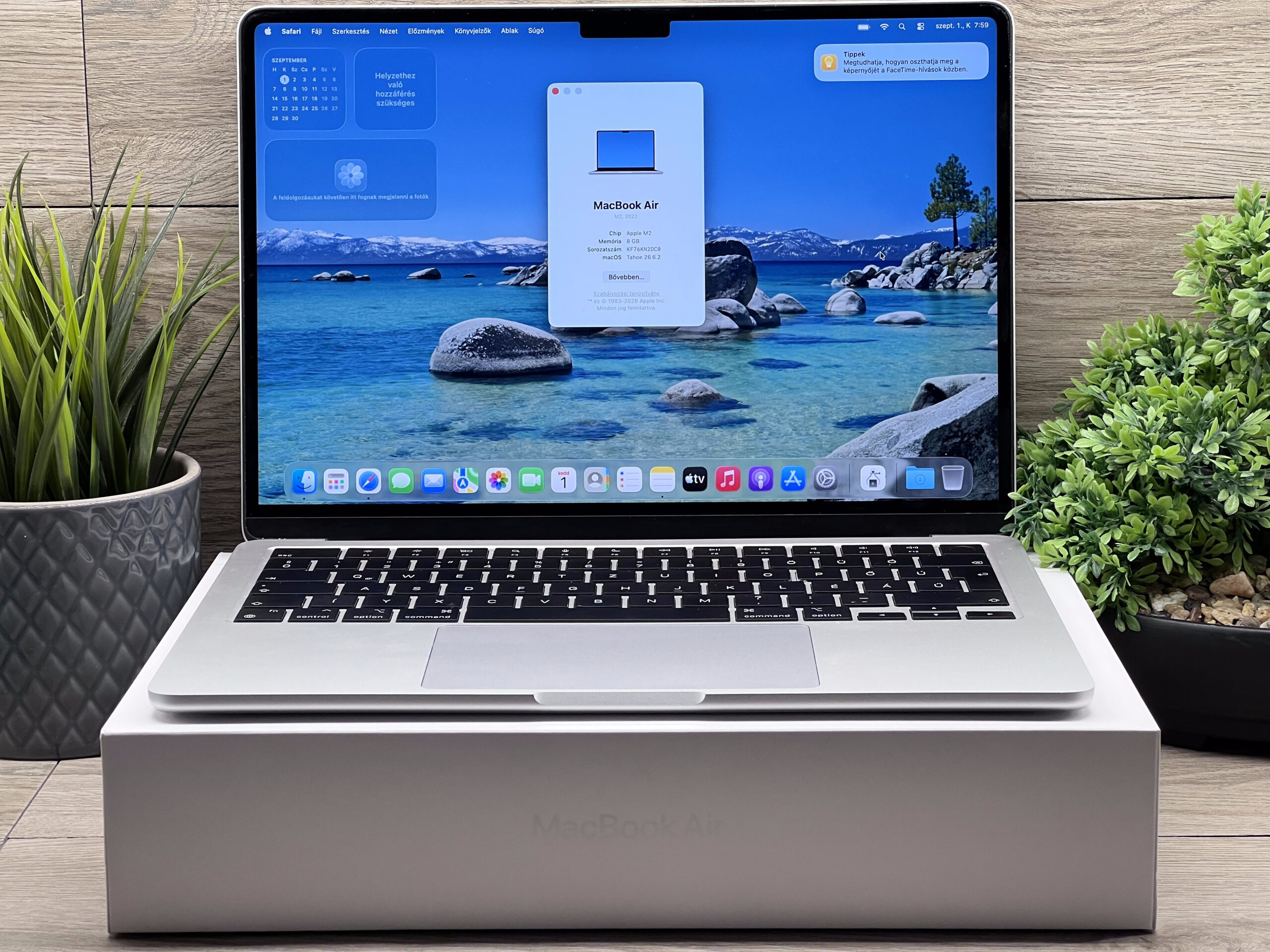 MacBook Air 2022 M2 13” 256GB 2 ÉV Garanciával Számlával