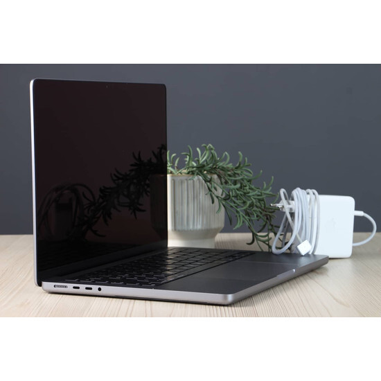 Használt Apple Macbook Pro 14