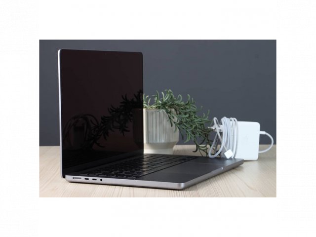Használt Apple Macbook Pro 14