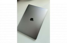 2020 MacBook PRO, gyönyörű állapot, i7, 32GB RAM, 512GB