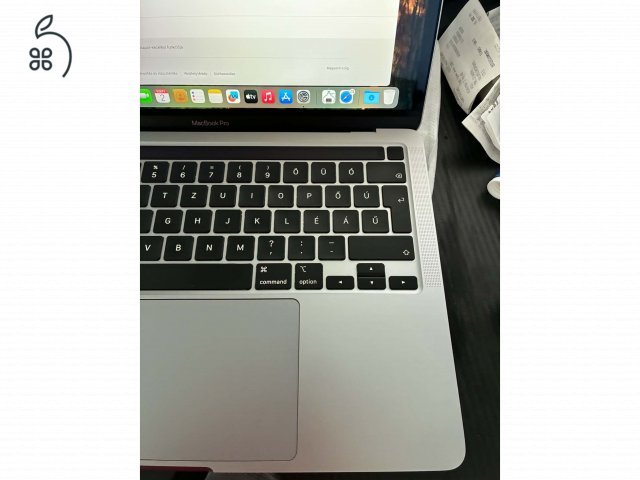 2020 MacBook PRO, gyönyörű állapot, i7, 32GB RAM, 512GB