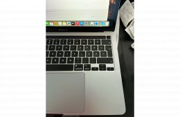 2020 MacBook PRO, gyönyörű állapot, i7, 32GB RAM, 512GB