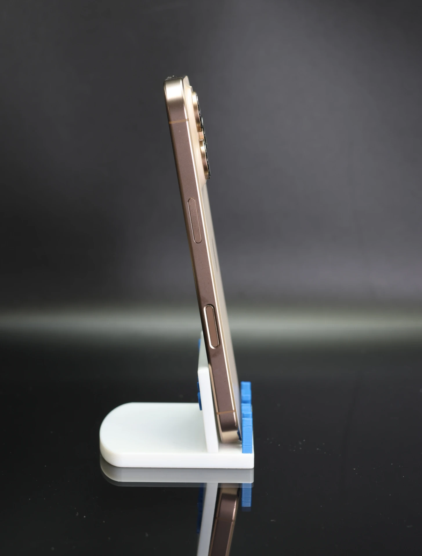 Apple iPhone 16 Pro 256 GB Desert Titanium 100% akku - 12 HÓ GARANCIA