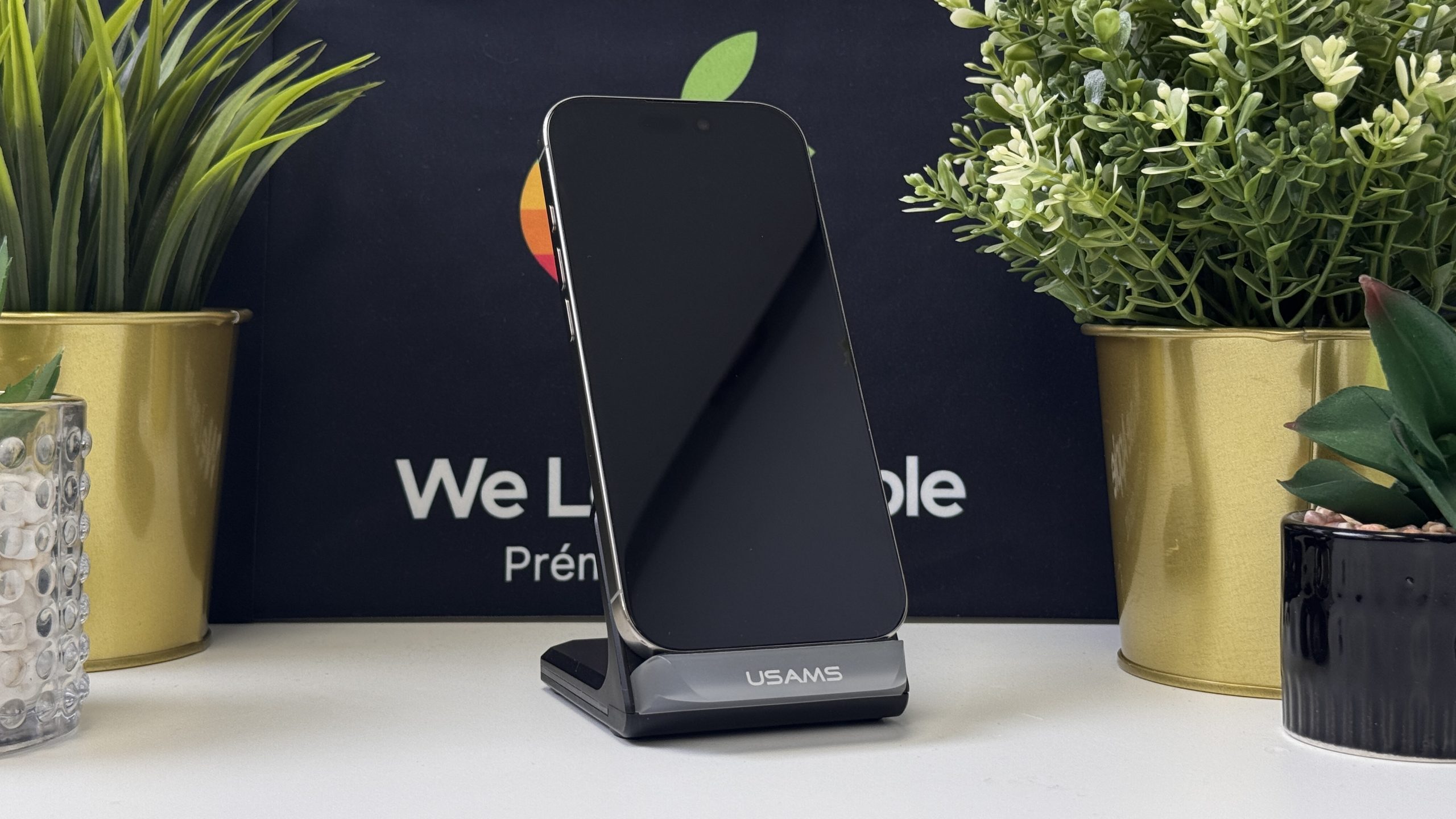 iPhone 16 Pro 256GB, Natúr Titán, Független, Számla, 2 Év Garancia, 89%