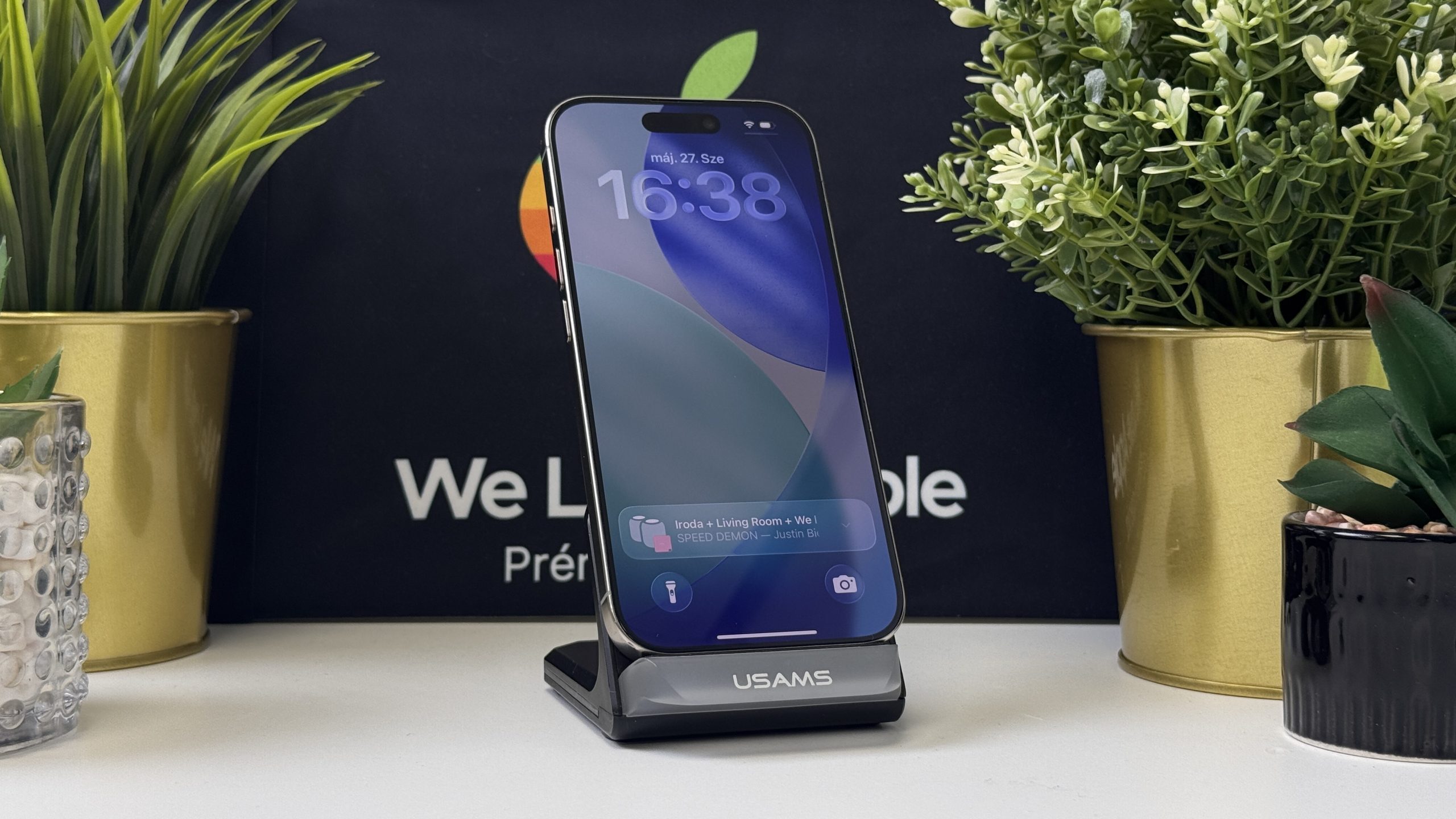 iPhone 16 Pro 256GB, Natúr Titán, Független, Számla, 2 Év Garancia, 89%