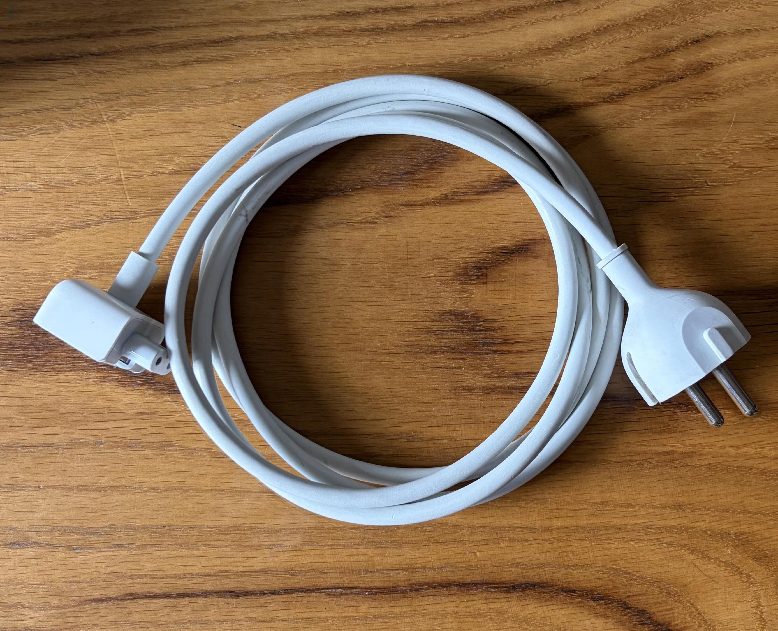 Eredeti Apple 1,8 m hálózatiadapter-hosszabbító kábel