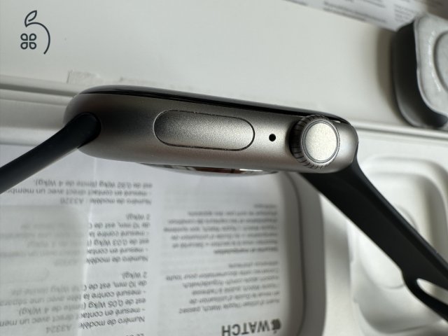 Apple Watch Series 11 46 mm GPS – makulátlan..