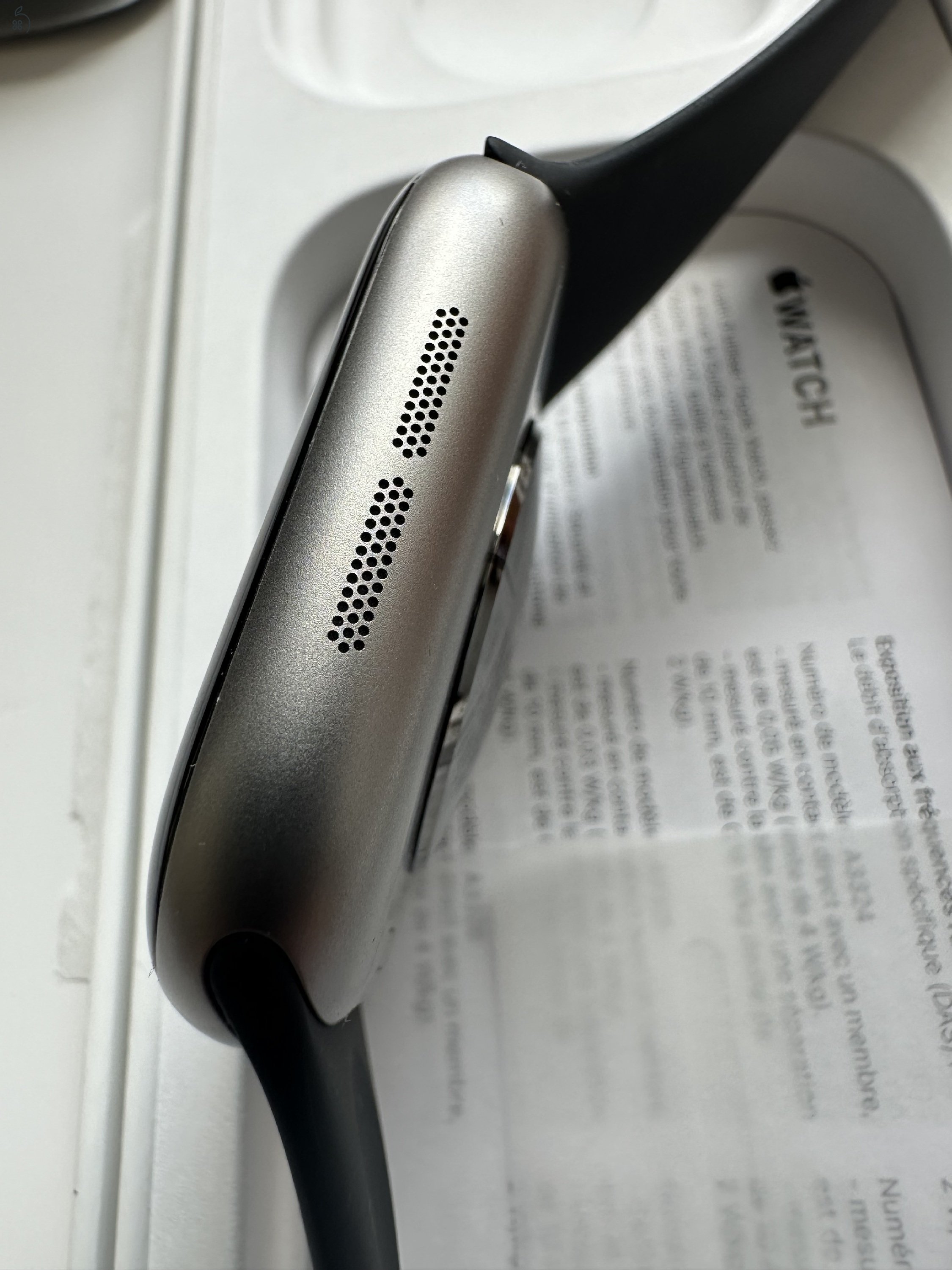 Apple Watch Series 11 46 mm GPS – makulátlan..