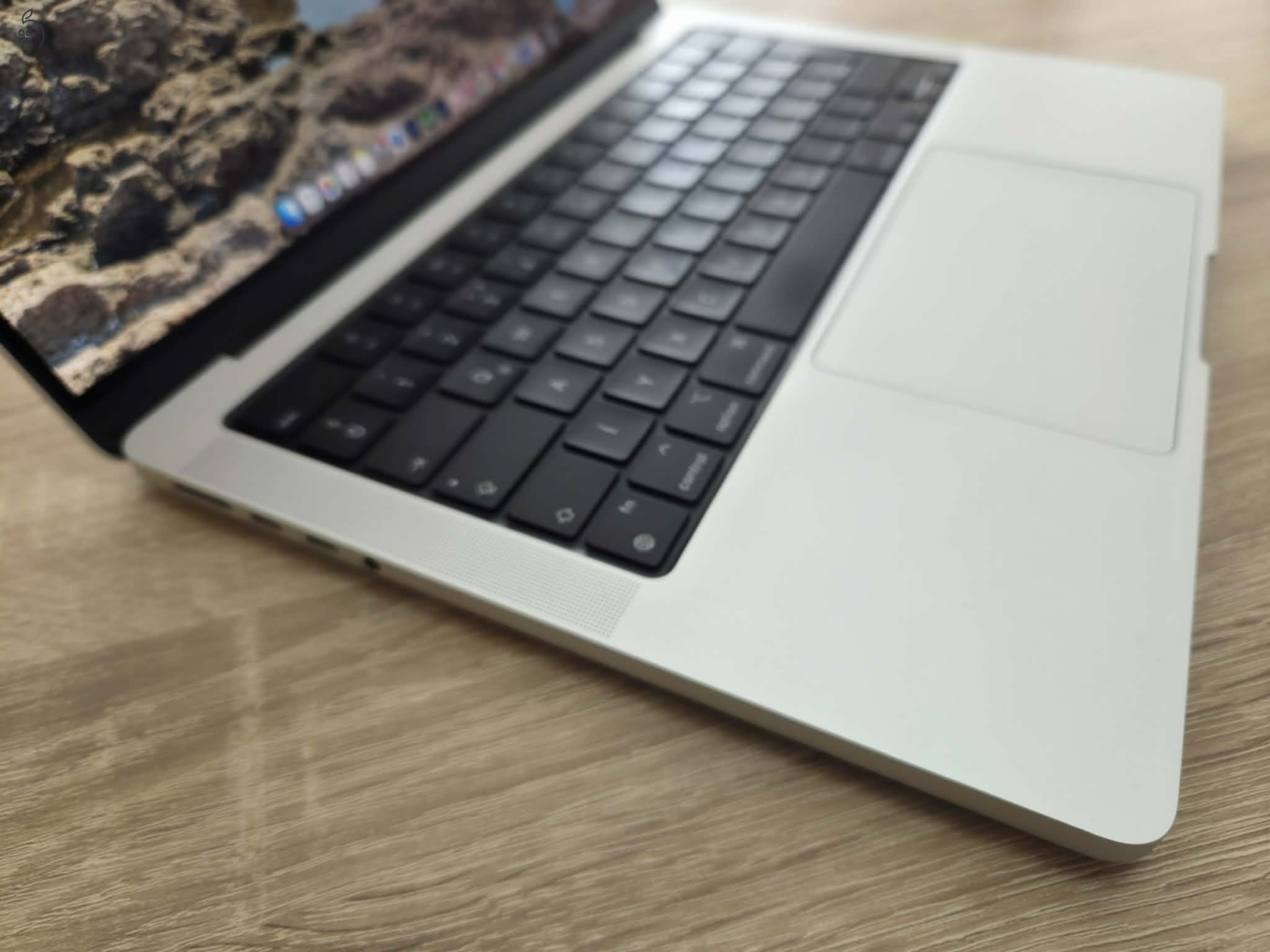 Macbook Pro 14 M1 16GB/512GB