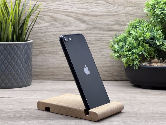 iPhone SE2022 Black 64GB 2 ÉV Garanciával Számlával