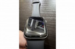 Apple Watch Series 5 Space Grey Aluminium Case Black Sport Band 44 mm GPS