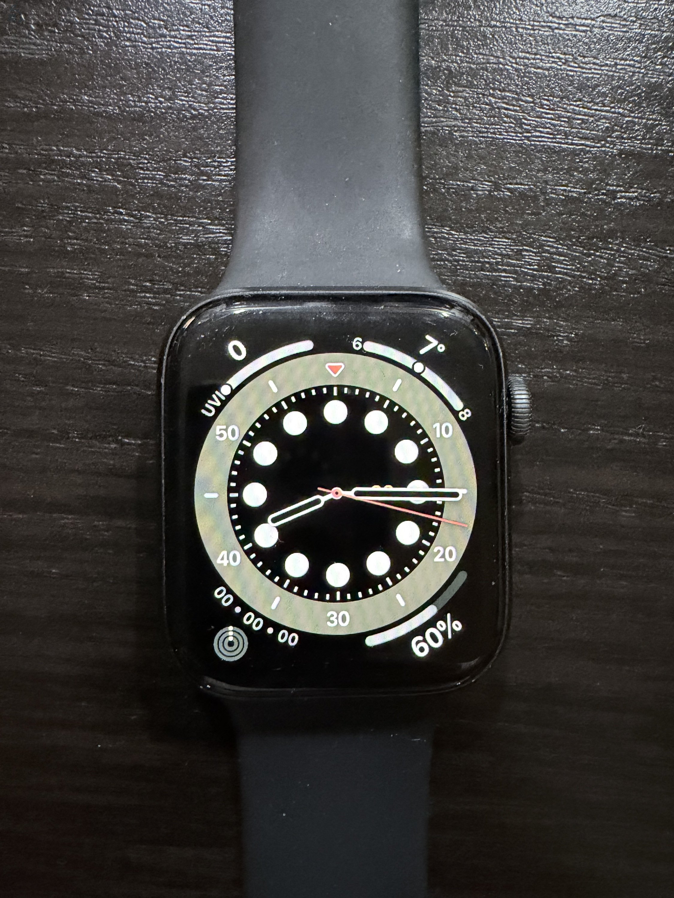 Apple Watch Series 5 Space Grey Aluminium Case Black Sport Band 44 mm GPS