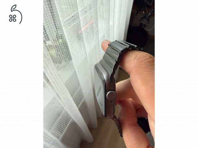 Apple Watch SE 1.gen GPS 44mm (2020)
