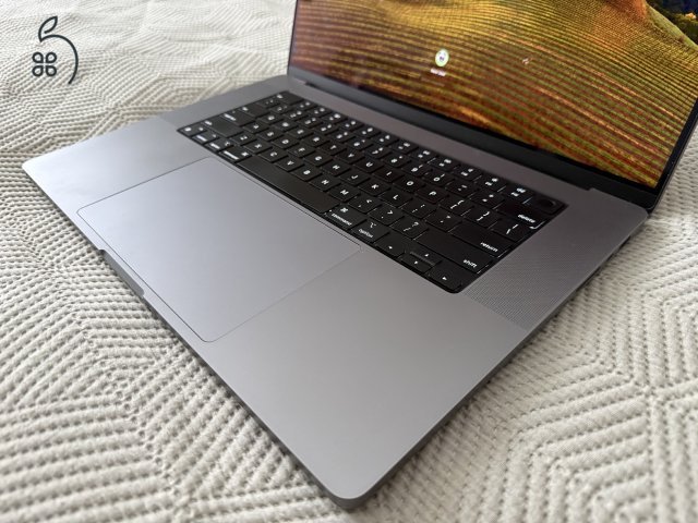 Macbook Pro 16”, M1 Pro, 32GB RAM, 1TB SSD