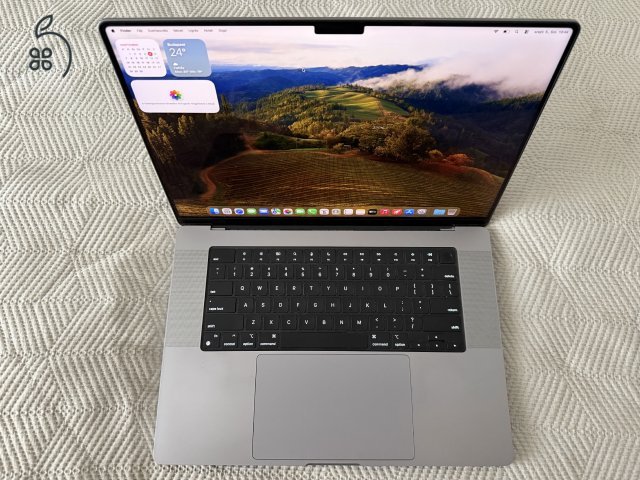 Macbook Pro 16”, M1 Pro, 32GB RAM, 1TB SSD