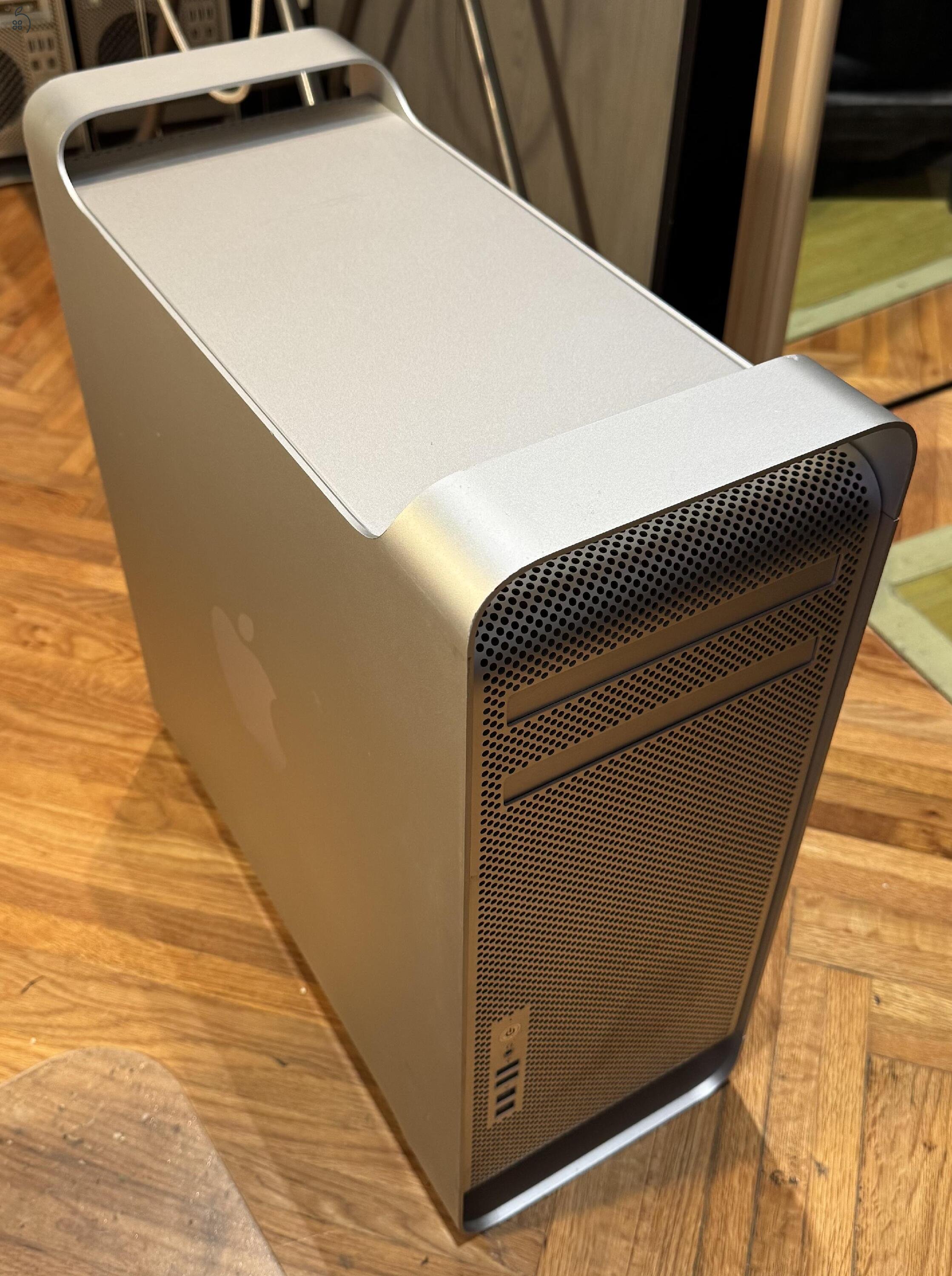 Mac Pro 5.1 2 processzoros izmos konfig 96 GB rammal