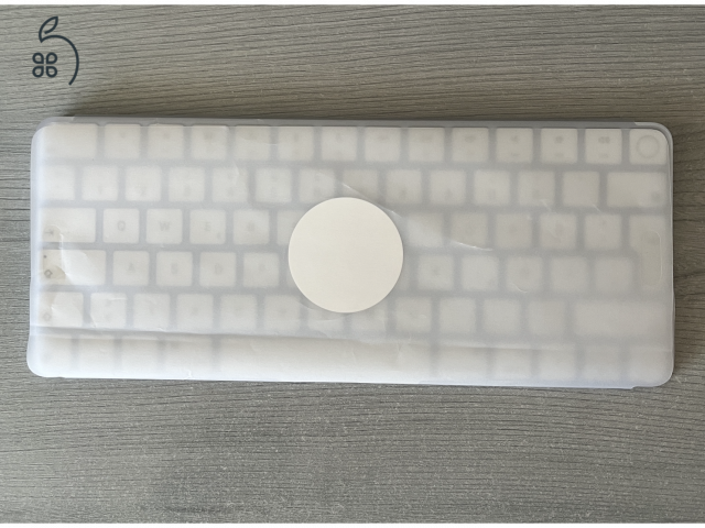 APPLE Magic Keyboard Touch ID-val, USB-C 2024- Német - ÚJ