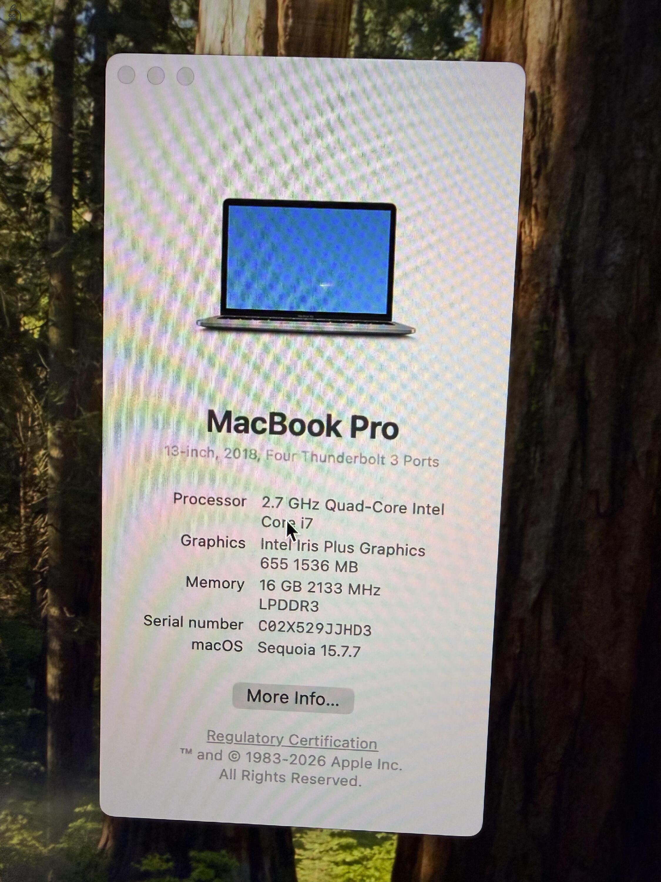 MacBook Pro (13 hüvelykes, 2018, négy Thunderbolt 3-port)