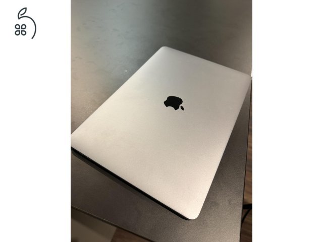 MacBook Pro (13 hüvelykes, 2018, négy Thunderbolt 3-port)
