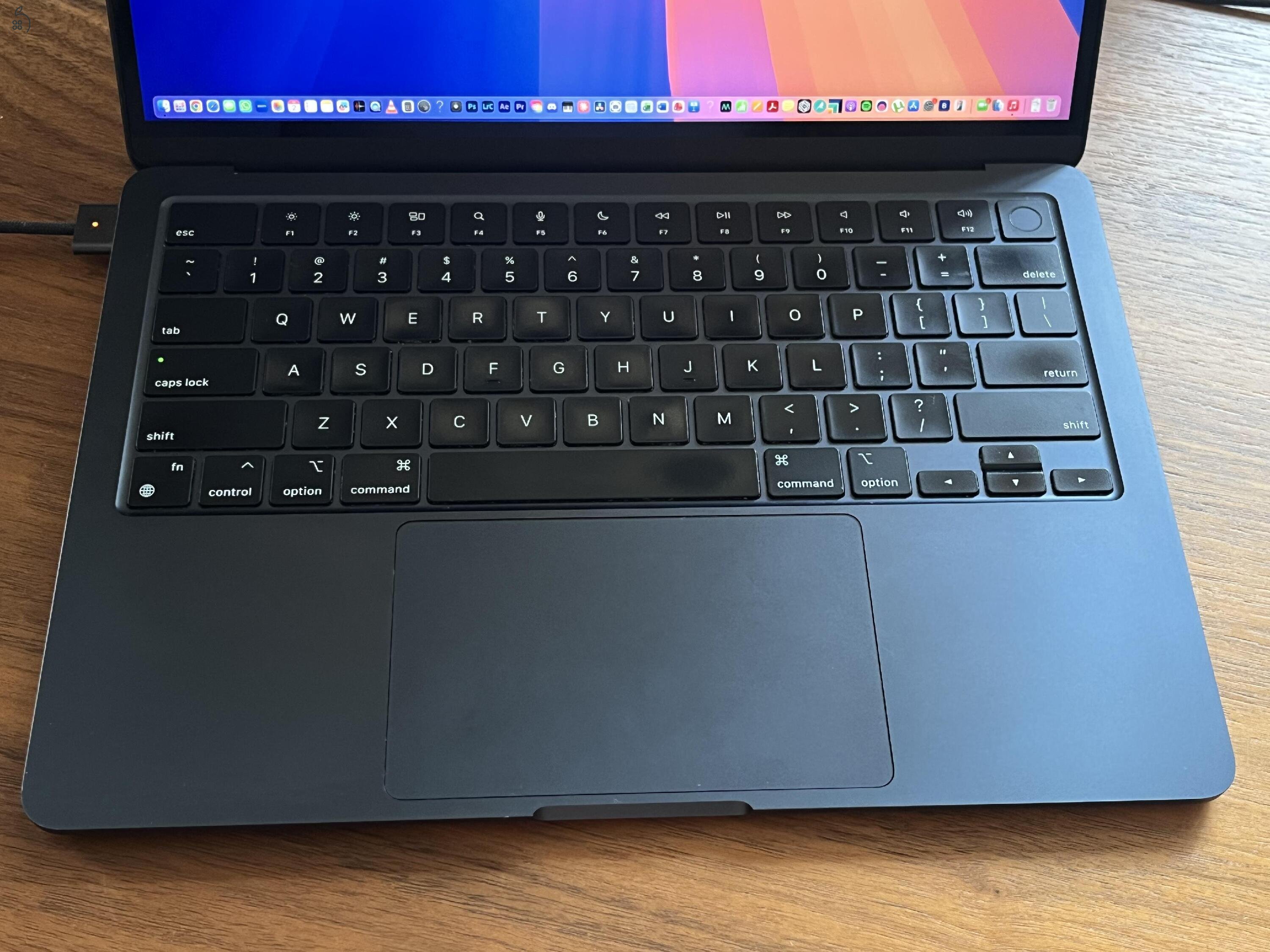 MacBook Air M2 16GB, 512gb