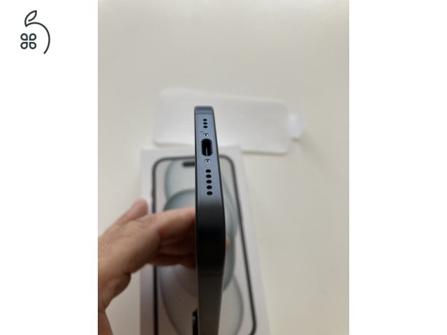 iPhone 15 128GB 7 töltési ciklus!