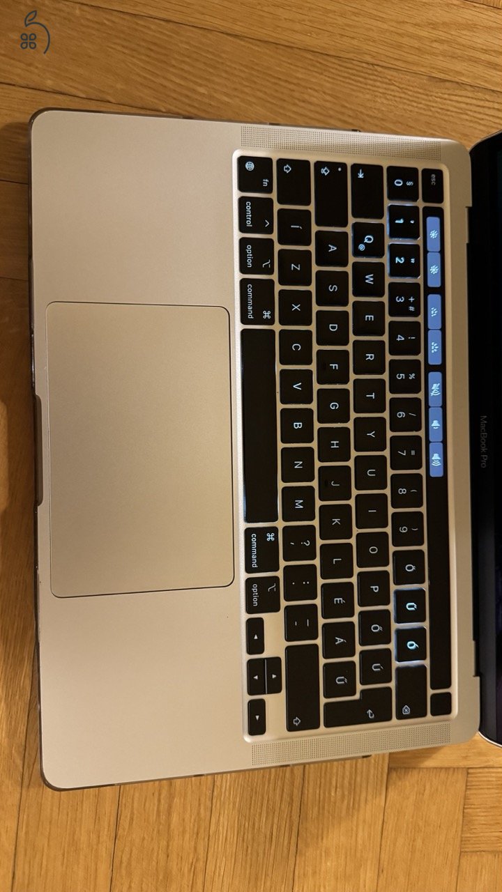 Appsolute-ban 2026. aug 31-én bevizsgált, MacBook Pro 13-inch M1 (2020) 