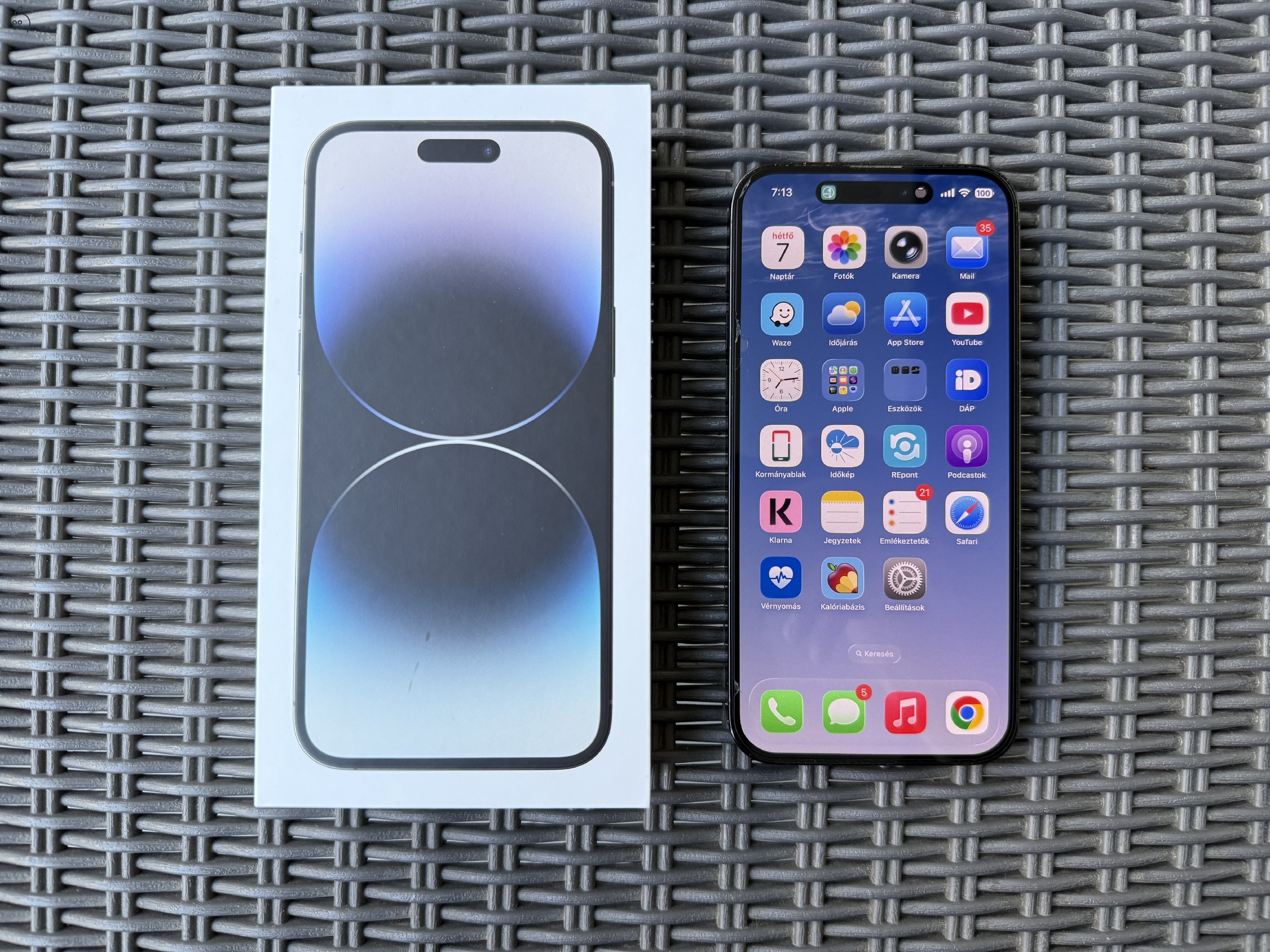 Apple iPhone 14 Pro Max 128 GB Space Black - kártyafüggetlen
