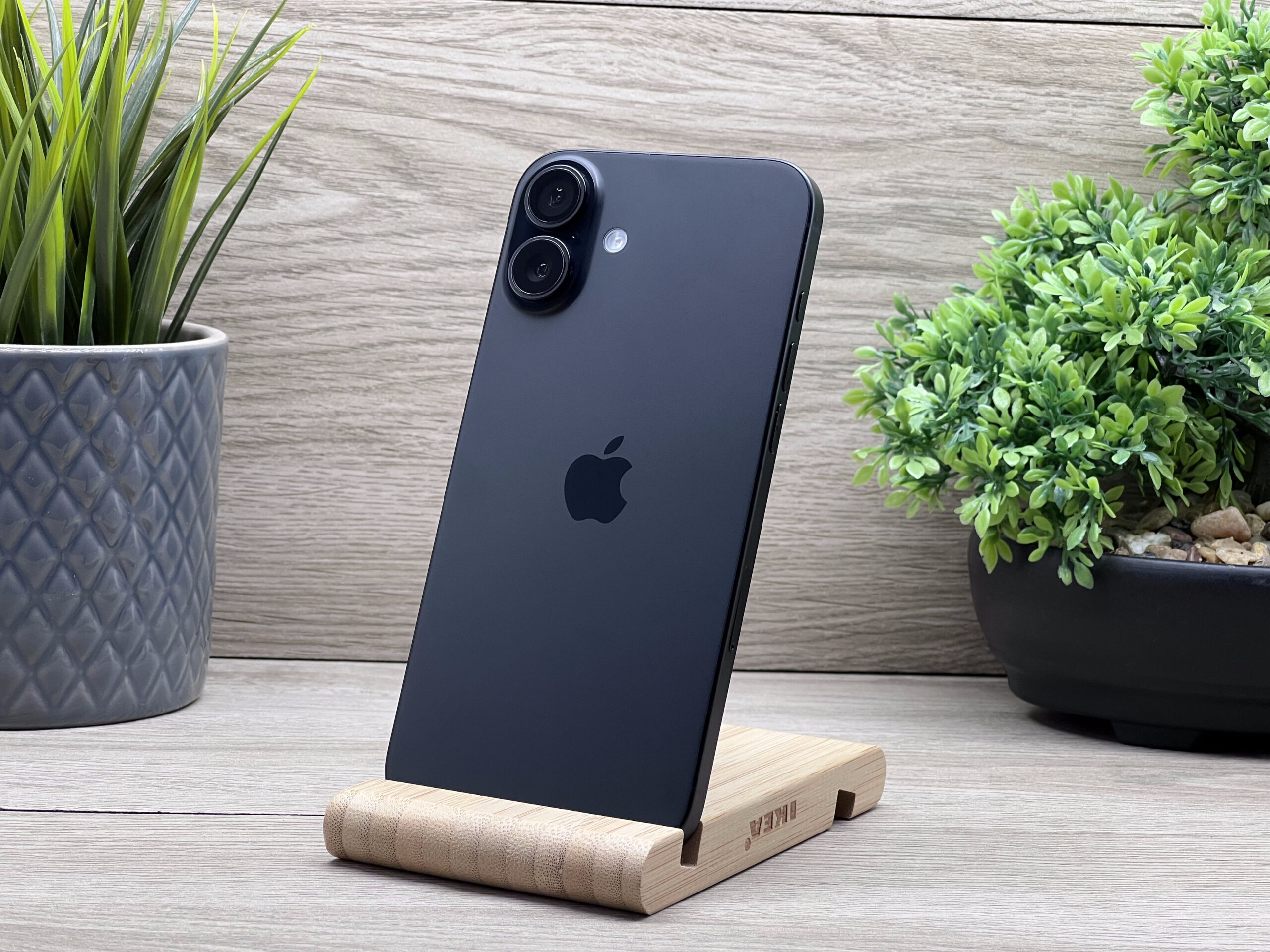Hibátlan iPhone 16 Plus Black 128GB 2 ÉV Garanciával 96%