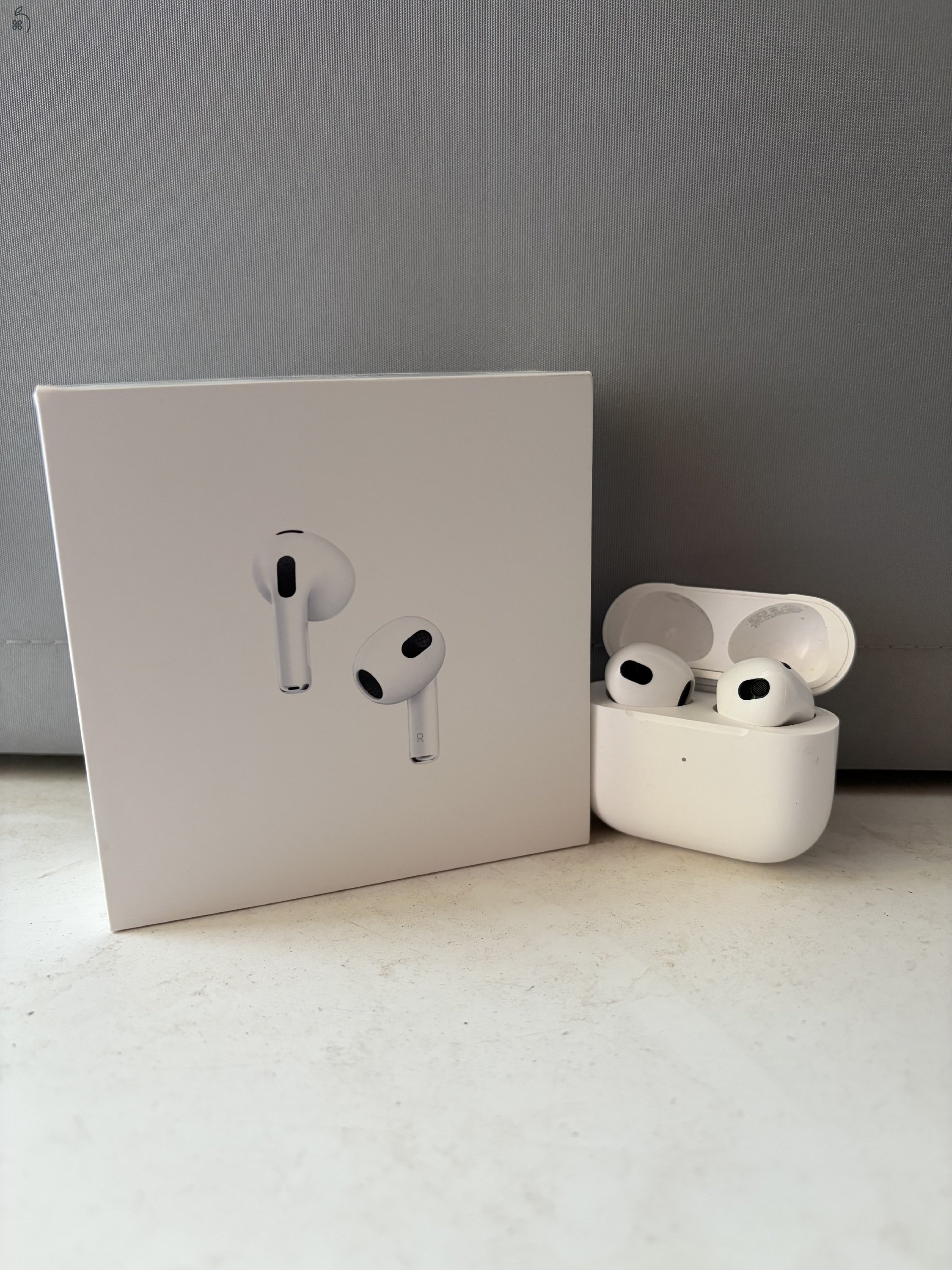 Apple AirPods 3. Generáció
