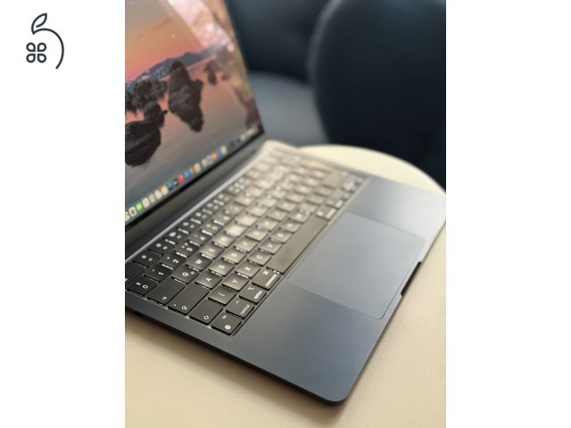 Eladó MacBook Air M2 – 512 GB – 97% akku