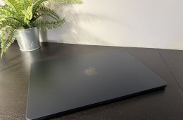 MacBook Air 15