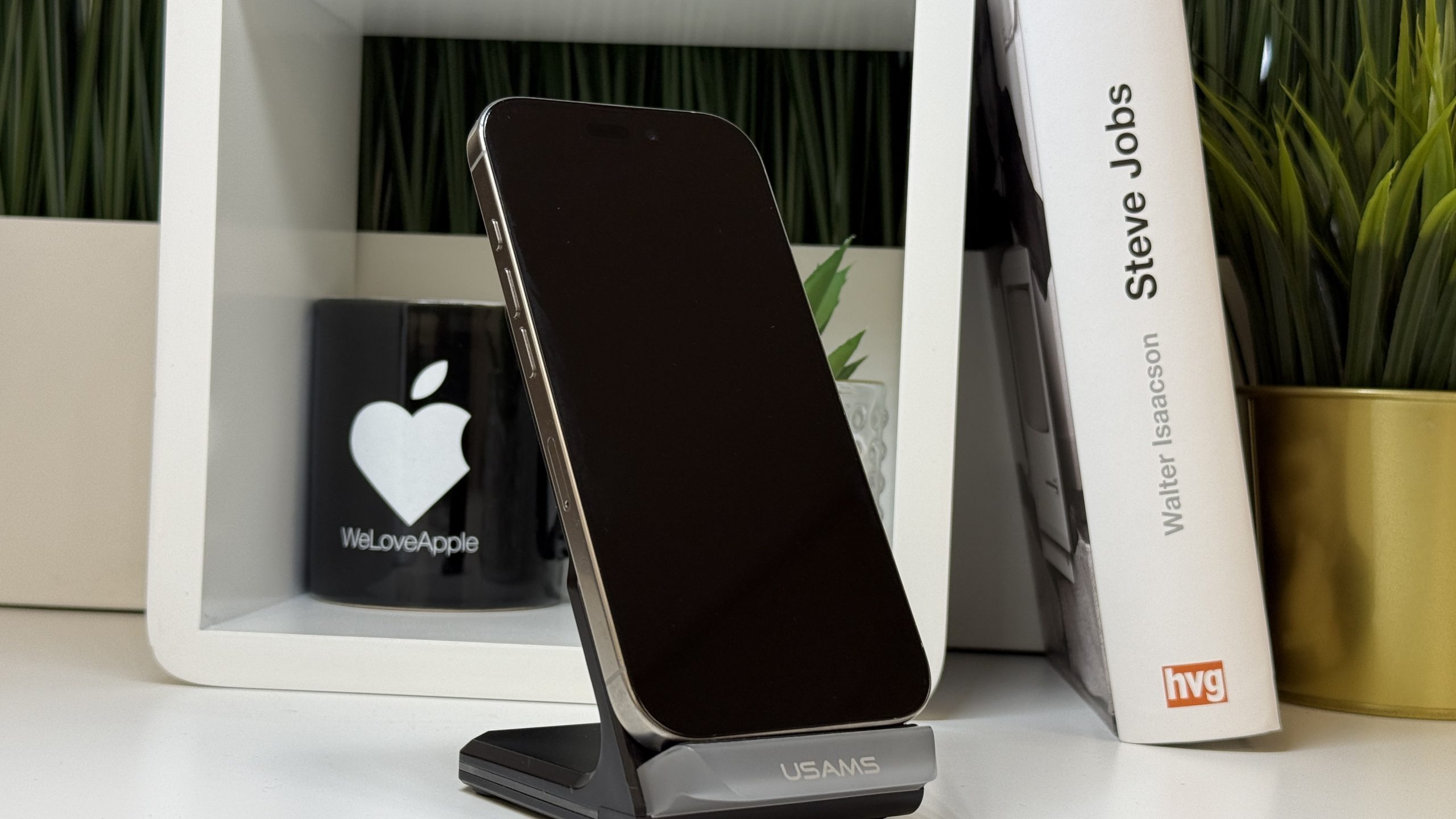 iPhone 16 Pro 256GB, Natúr Titán, Független, Számla, 2 Év Garancia, 90%