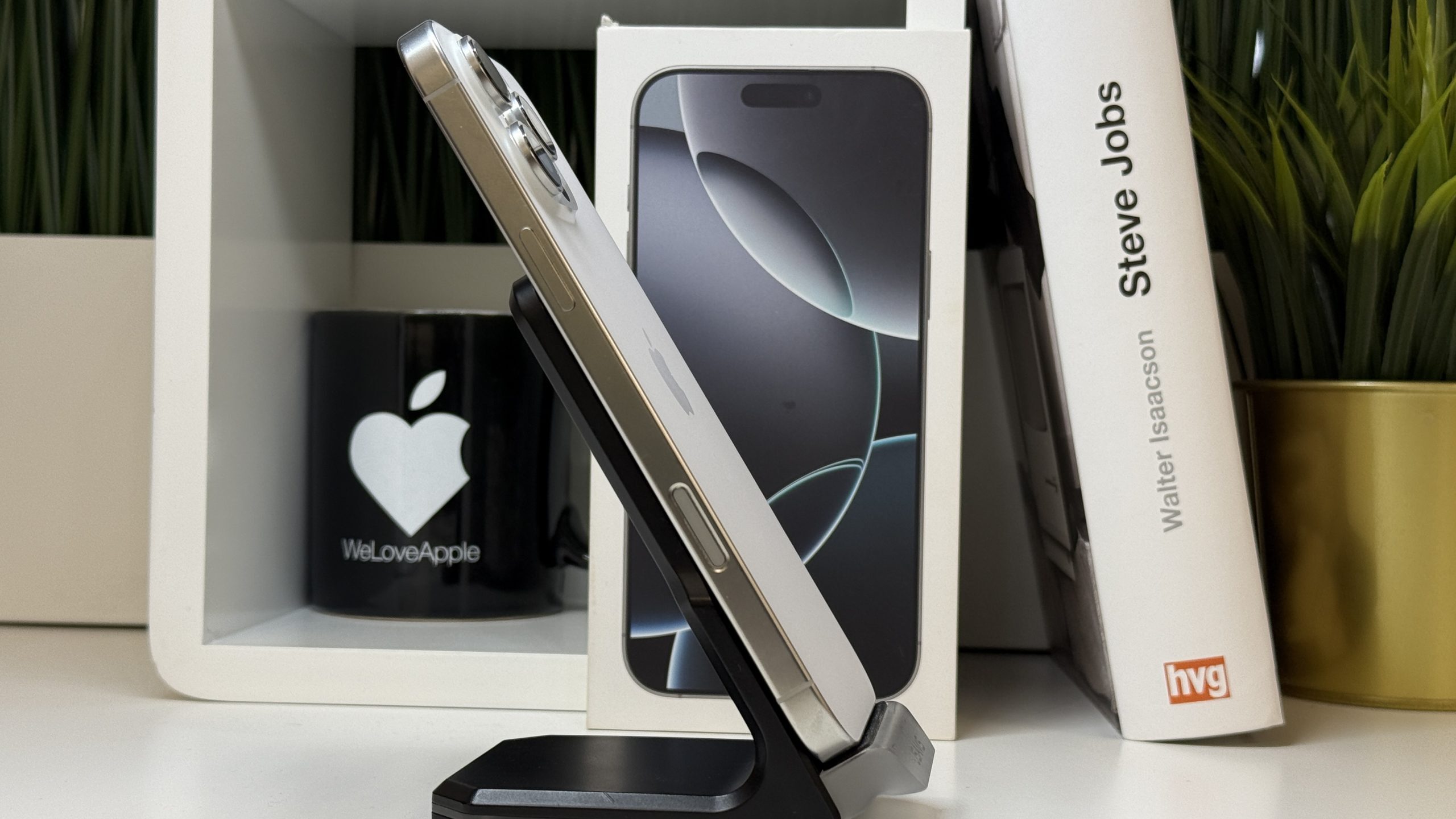 iPhone 16 Pro Max 256GB, Fehér Titán, Független, Számla, 2 Év Garancia, 100%